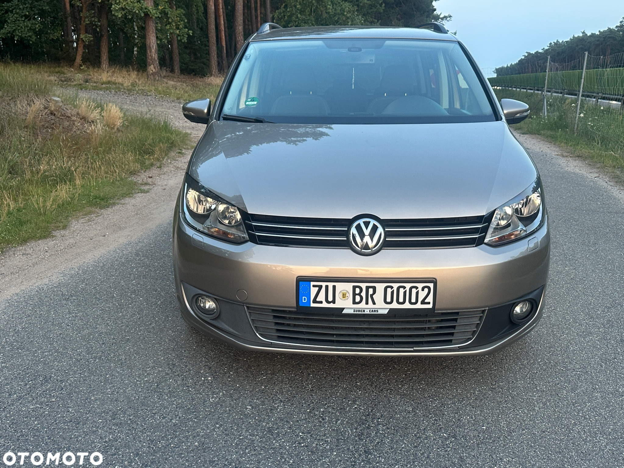 Volkswagen Touran - 3