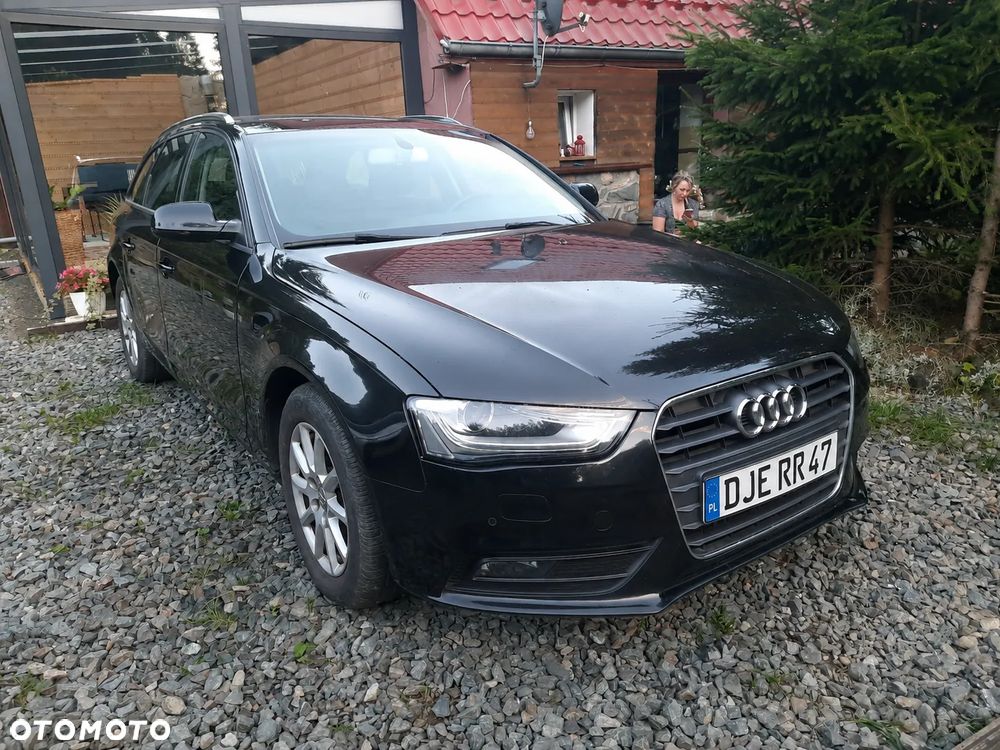 Audi A4 Avant 2.0 TDI DPF Ambiente - 1