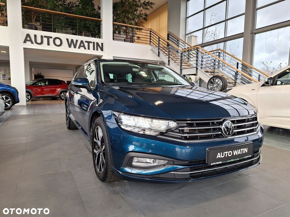 Volkswagen Passat - 4