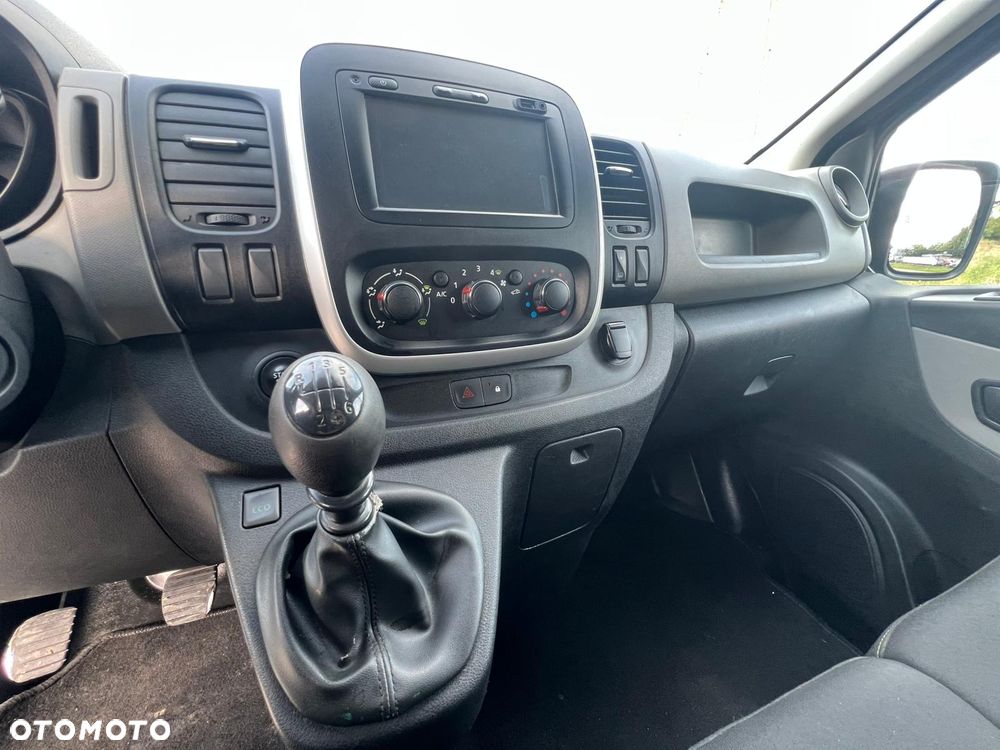 Renault trafic - 23