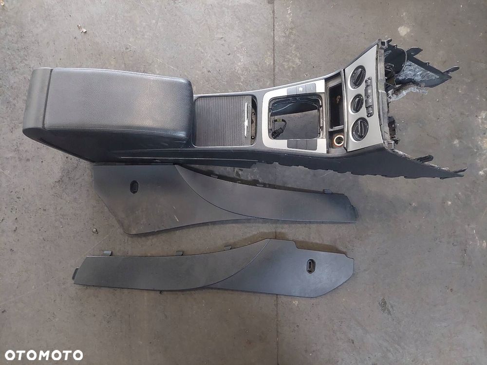 FOTELE KOMPLET LEWY PRAWY KANAPA + BOCZKI + TUNEL VW PASSAT B6 KOMBI - 2