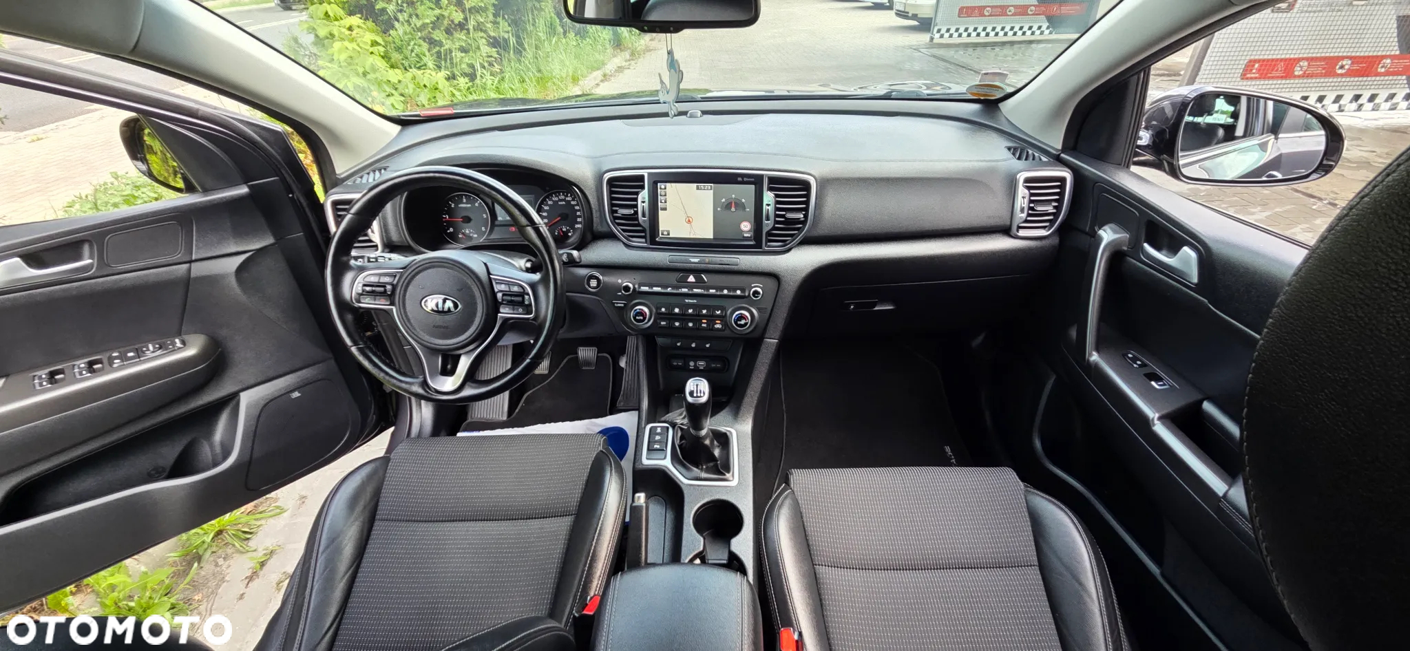 Kia Sportage 2,0 CRDI AWD Spirit - 37