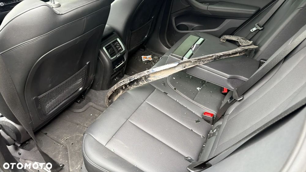 BMW iX3 - 20
