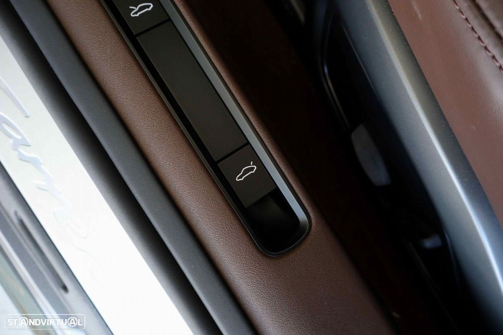 Porsche 911 (992) Carrera 4 PDK - 27