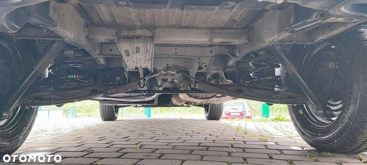 Volkswagen Transporter - 12