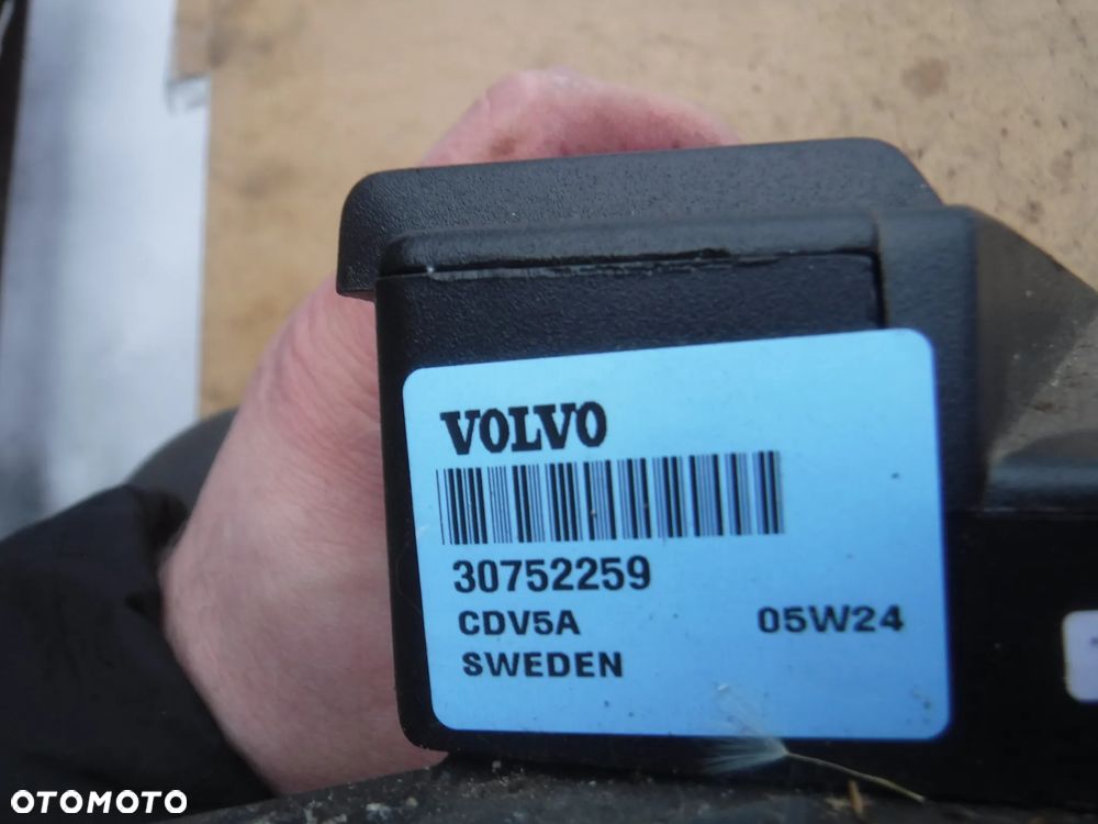 Volvo XC70 V70 S60  wzmacniacz radia modul 30752259 - 2