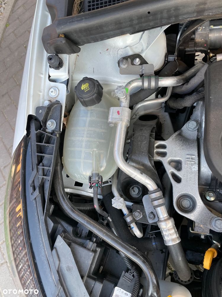 Renault Clio 1.6 E-TECH Full Hybrid 145 Evolution - 14