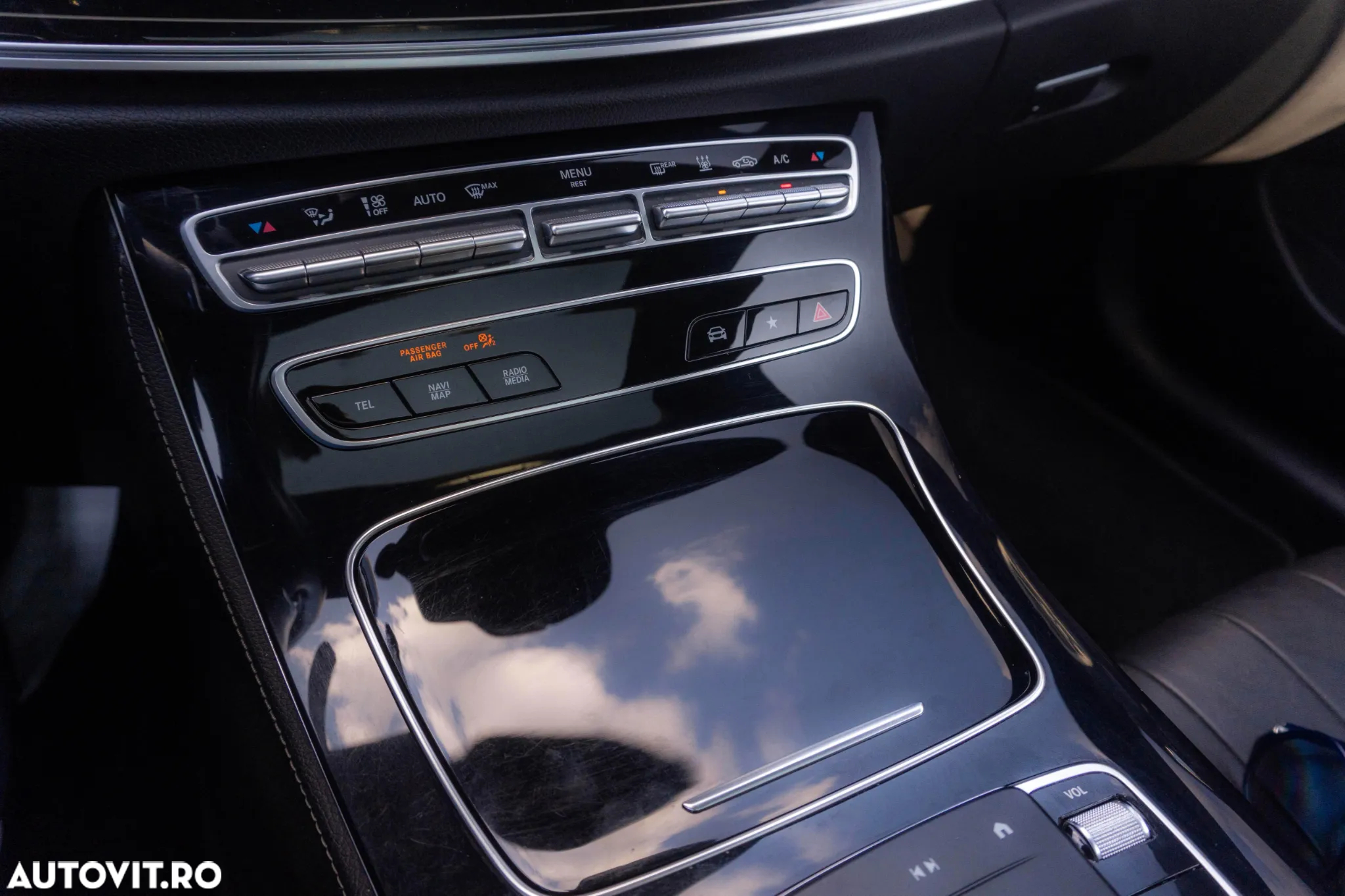 Mercedes-Benz E 220 d 4MATIC Coupe Aut. - 17