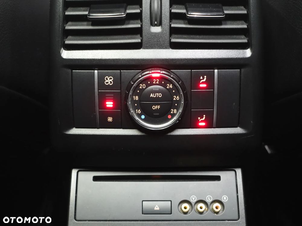 Mercedes-Benz GLS 350 d 4Matic 9G-TRONIC AMG Line - 28