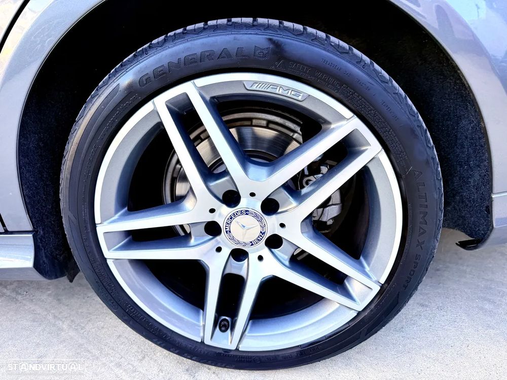 Mercedes-Benz E 250 BlueTEC Avantgarde Auto. - 54
