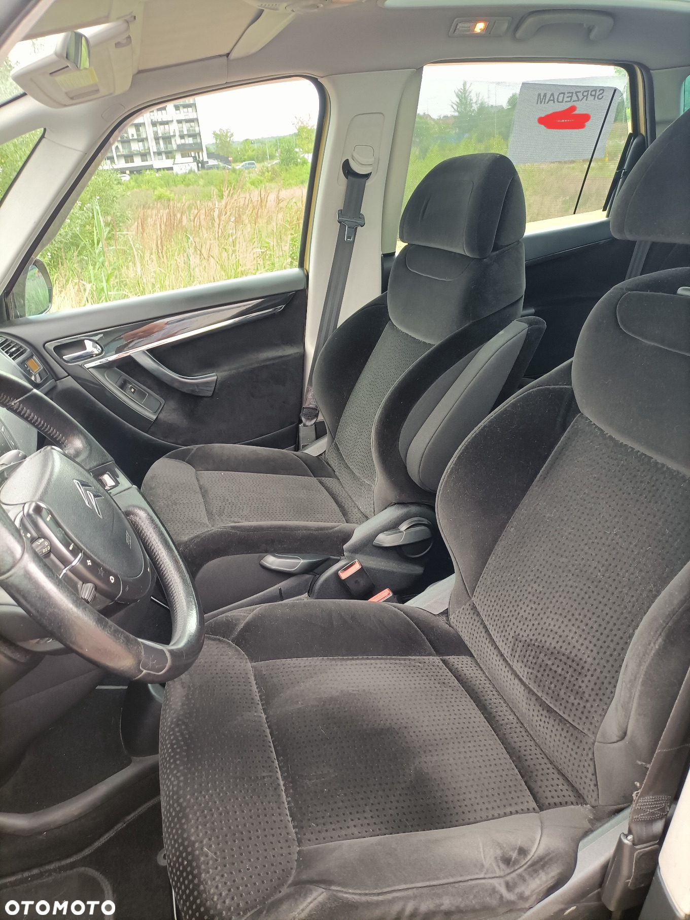 Citroën C4 Picasso 1.6 HDi FAP Exclusive - 6