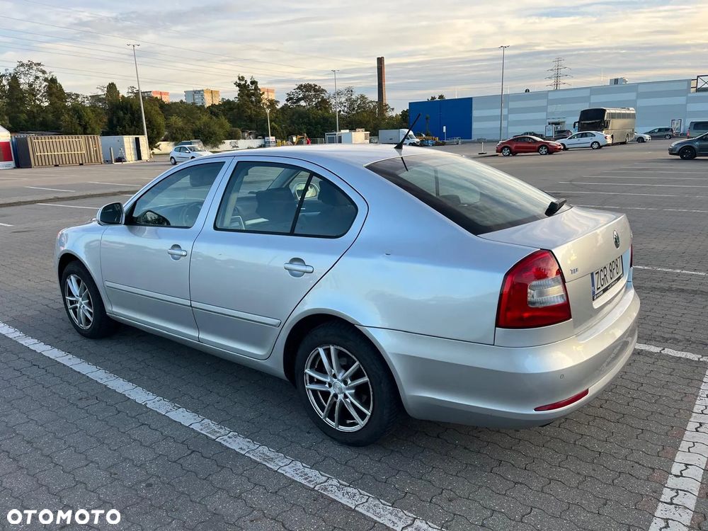 Skoda Octavia - 2