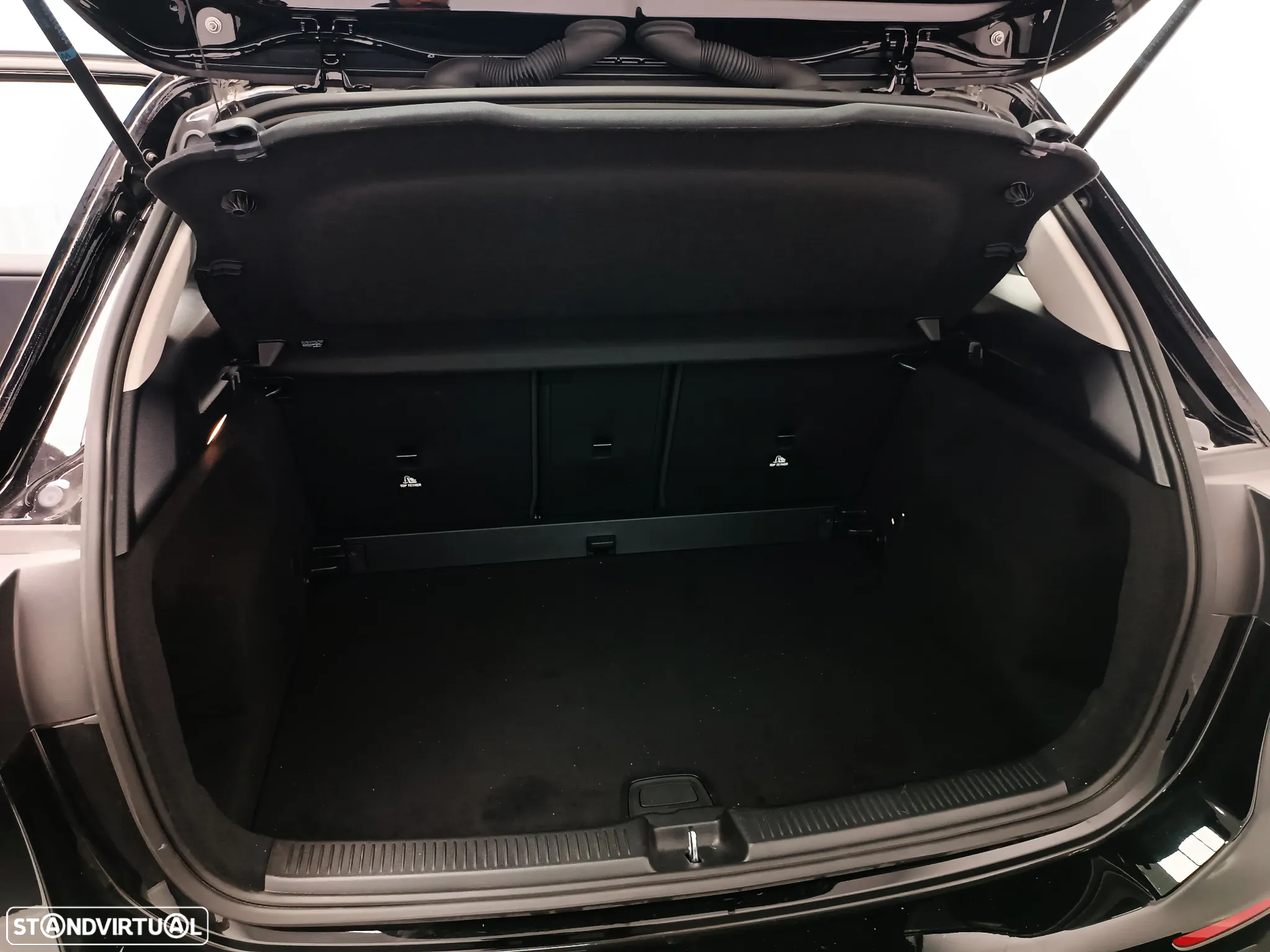 Mercedes-Benz B 200 d - 9