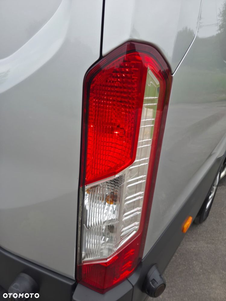 Ford Transit Maxi - 25