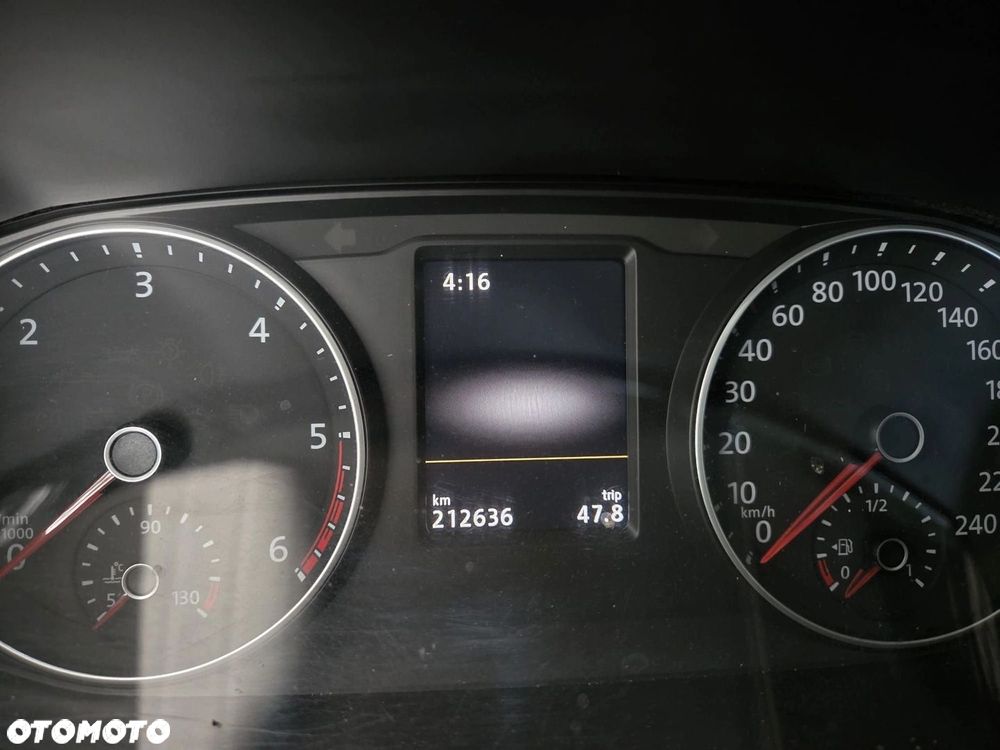 Volkswagen Multivan - 20