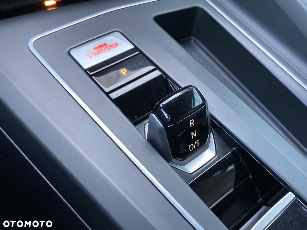 Volkswagen Golf VIII 2.0 TSI GTI DSG - 26