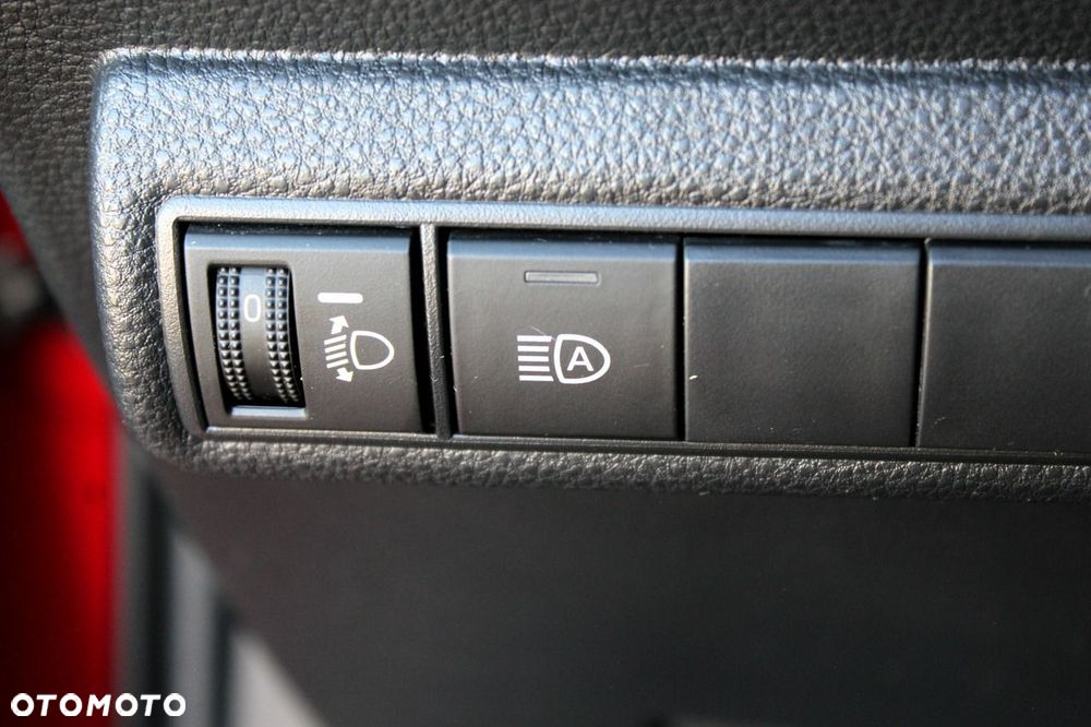 Toyota Corolla 1.8 Hybrid Comfort - 23