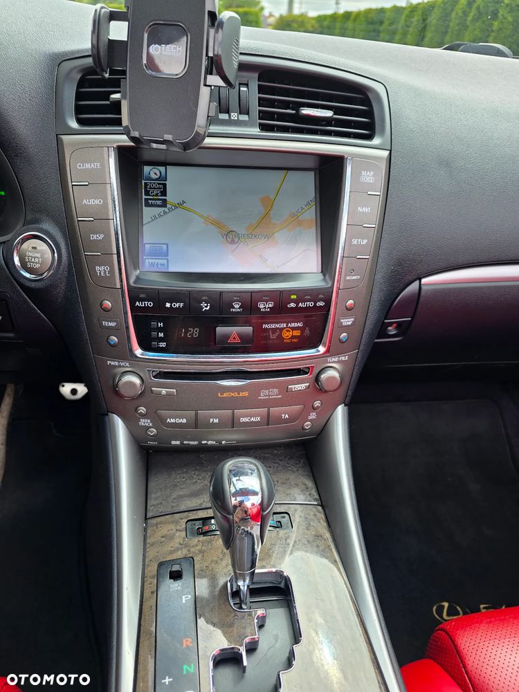 Lexus IS 250C Elegance - 16