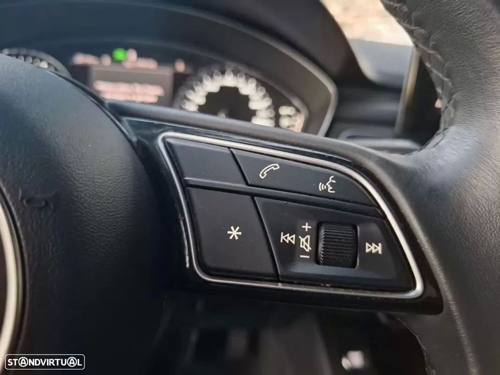 Audi A4 Avant 35 TDI Advanced S tronic - 31