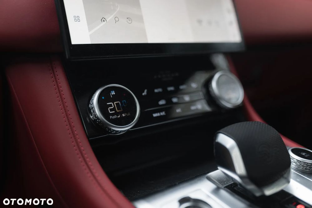 Jaguar F-Pace 5.0 V8 S/C AWD SVR - 24