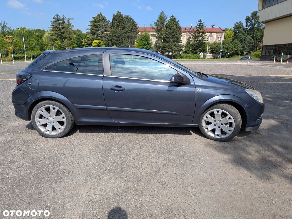 Opel Astra 1.7 CDTI Cosmo - 3