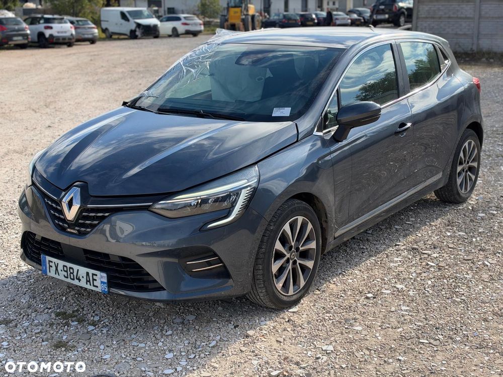 Renault Clio - 1