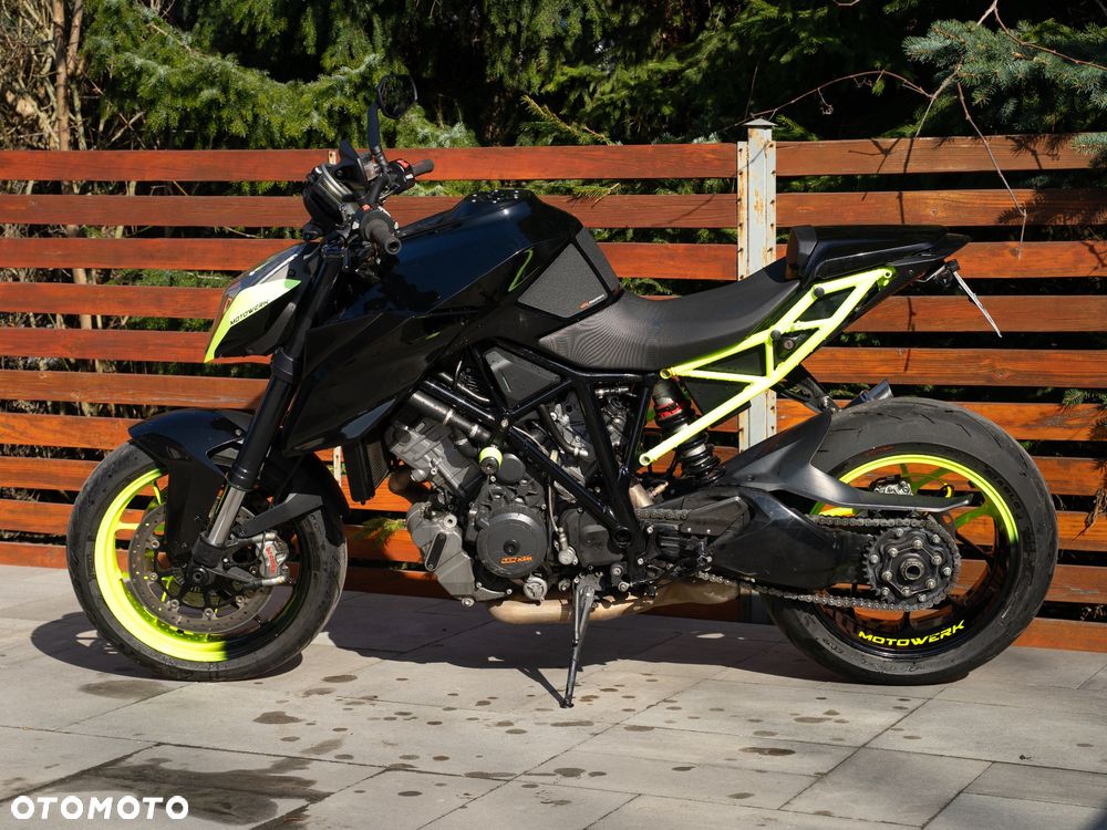 KTM Super Duke - 5