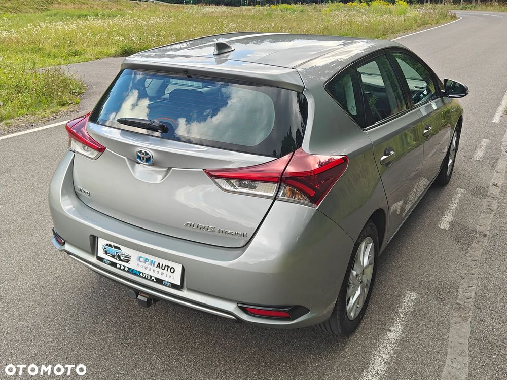 Toyota Auris - 11