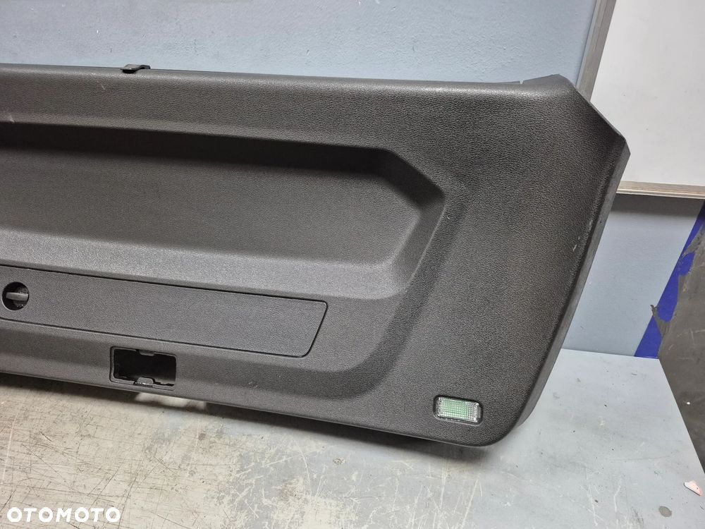 Boczek Klapy Bagażnika Audi Q8 4M 4M8867974 - 4
