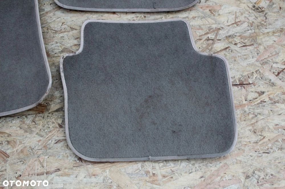 Dywaniki welurowe LEXUS GS II mk2 jasne komplet - 3