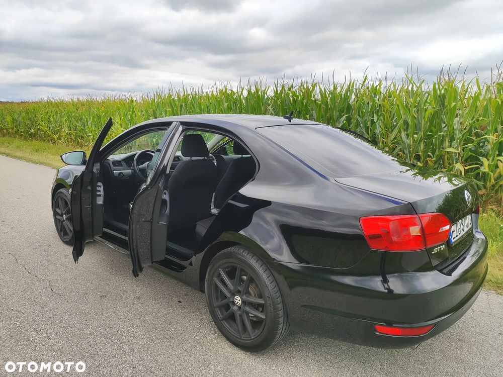 Volkswagen Jetta 1.6 TDI BMT Trendline - 7