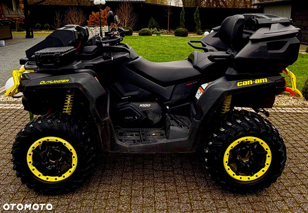 Can-Am Outlander Max - 2