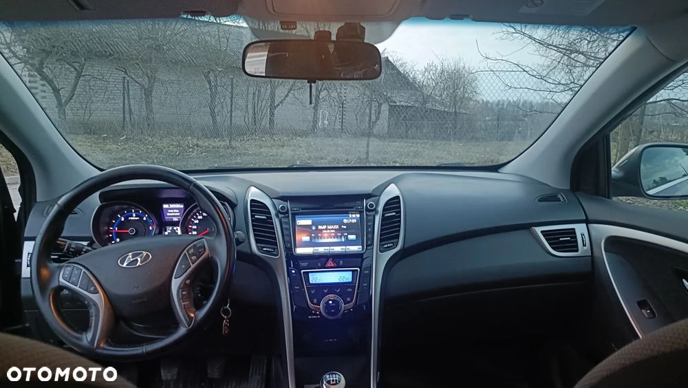 Hyundai i30 blue 1.6 CRDi Trend - 20