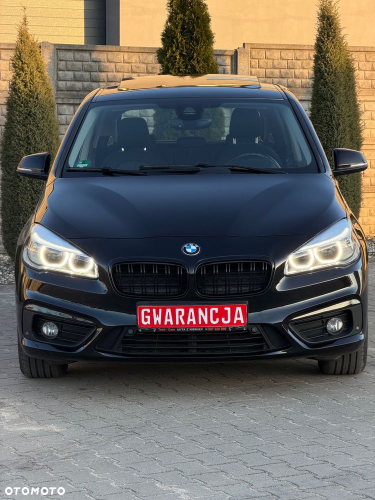 BMW Seria 2 218d - 5