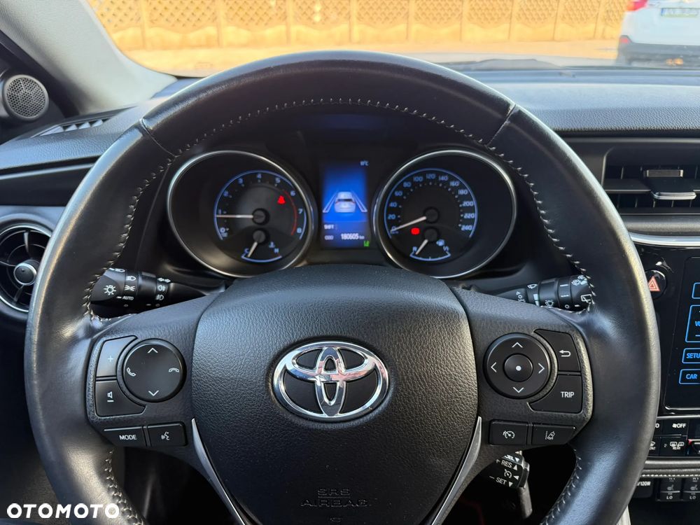 Toyota Auris 1.2 Turbo Edition S+ - 36