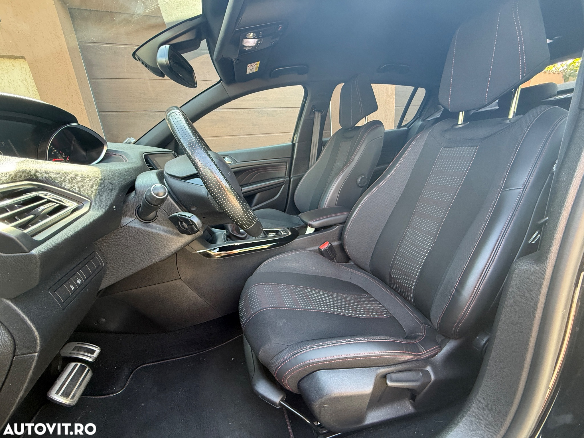 Peugeot 308 PureTech 130 EAT6 Stop & Start GT-Line Edition - 14