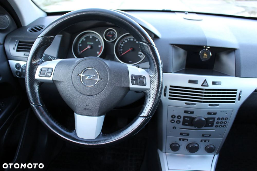 Opel Astra 1.7 CDTI DPF Edition Sport - 11