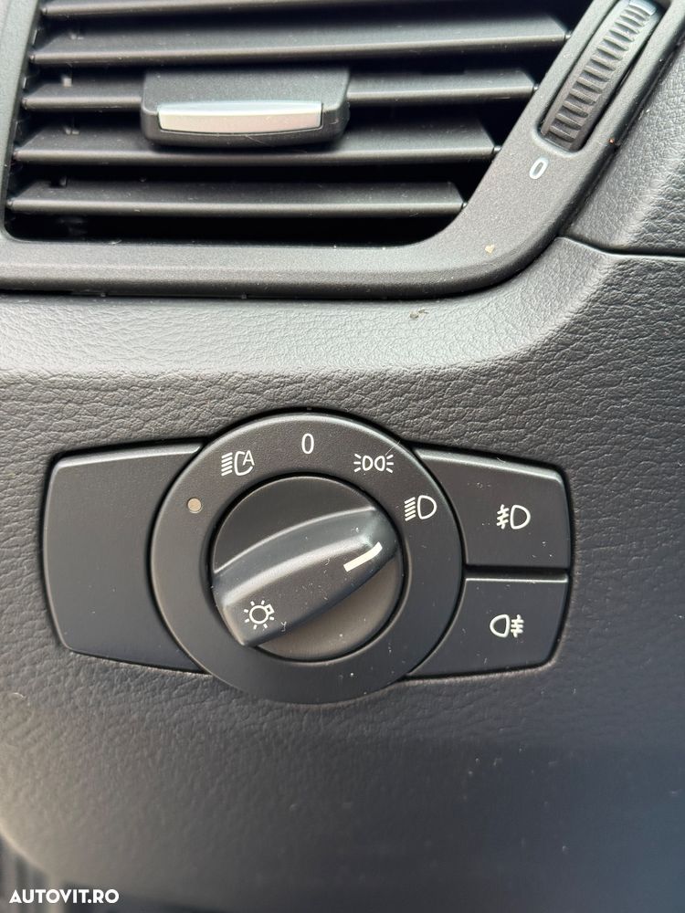 BMW X1 sDrive18d Aut. Sport Line - 29