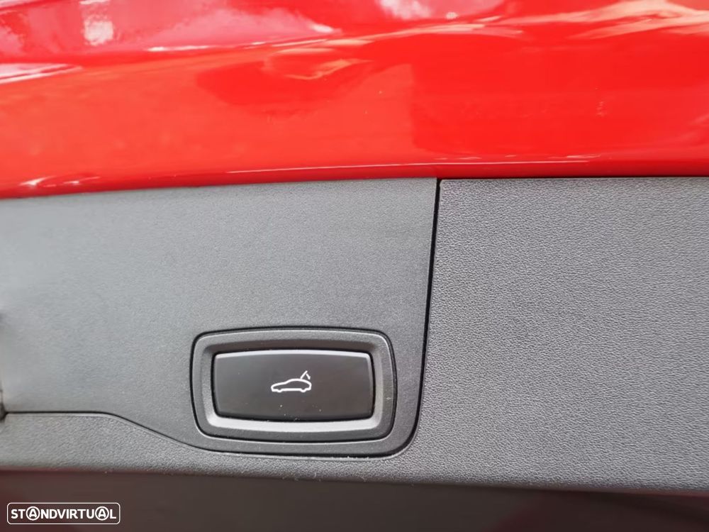 Porsche Taycan Sport Turismo - 31