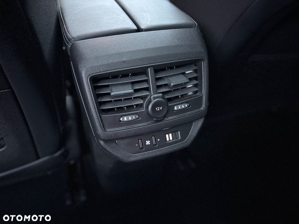 Peugeot 5008 2.0 BlueHDi Allure Pack S&S EAT8 - 23