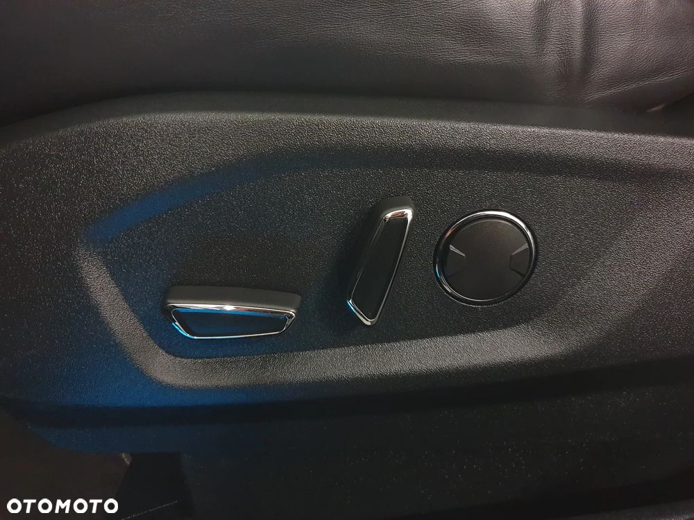 Ford Edge 2.0 EcoBlue Bi-Turbo 4x4 Vignale - 31