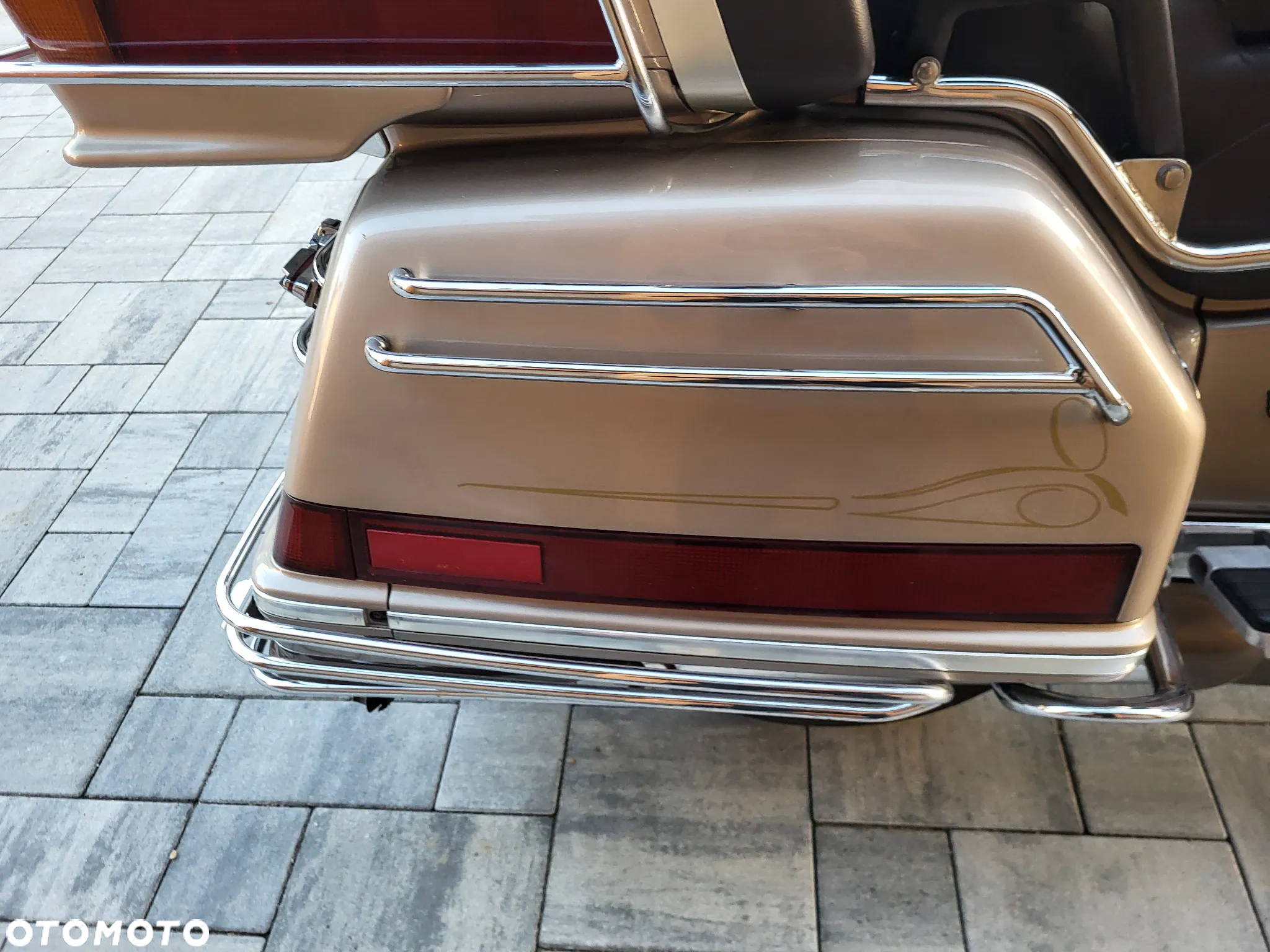 Honda GL - 11