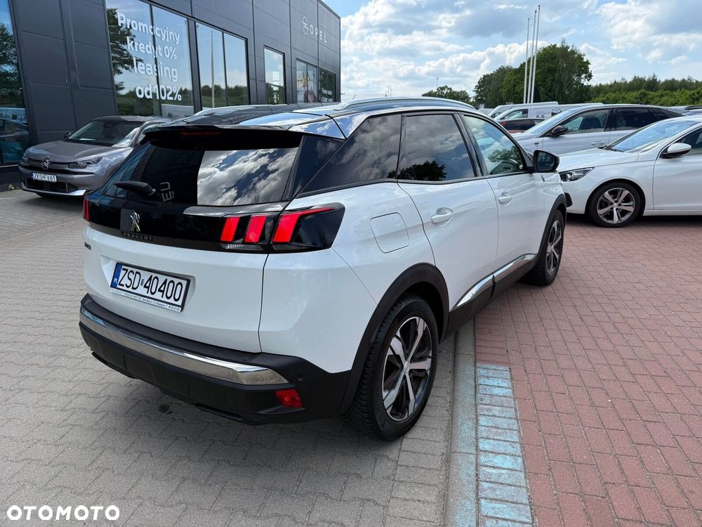 Peugeot 3008 1.2 PureTech Allure S&S EAT6 - 4