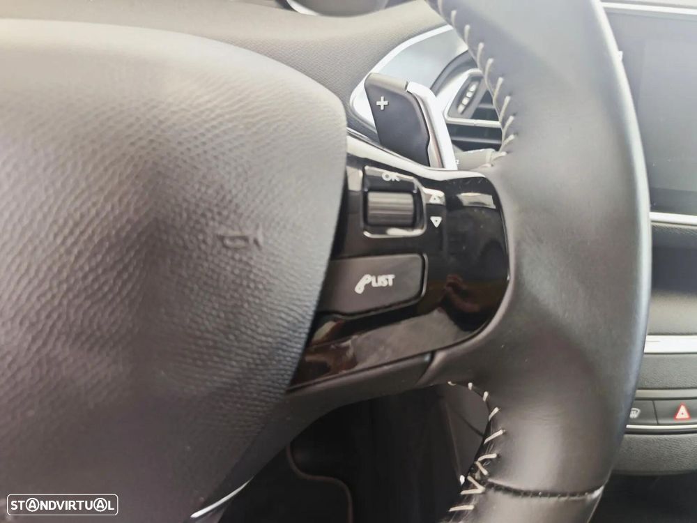 Peugeot 308 PureTech 130 EAT8 Allure Pack - 41