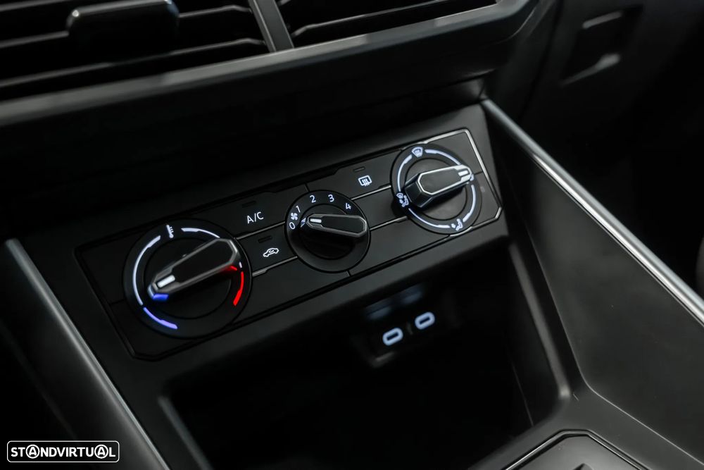 VW Taigo 1.0 TSI Urban - 16