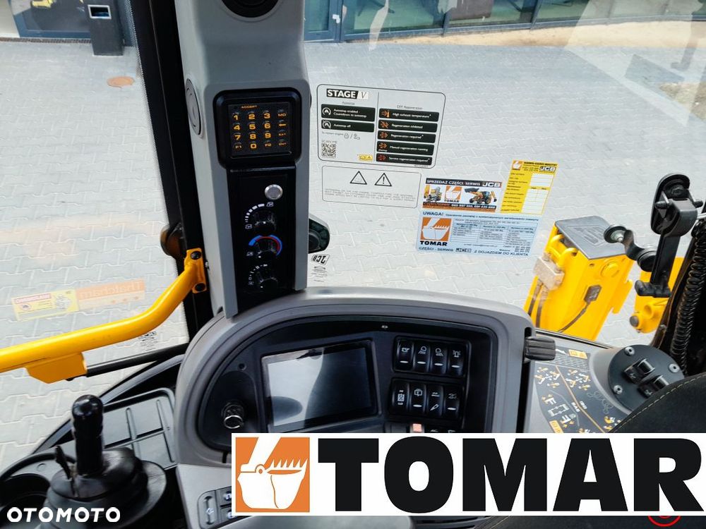 JCB JCB 4CX AEC  2021r klimatycacja joystick - 25