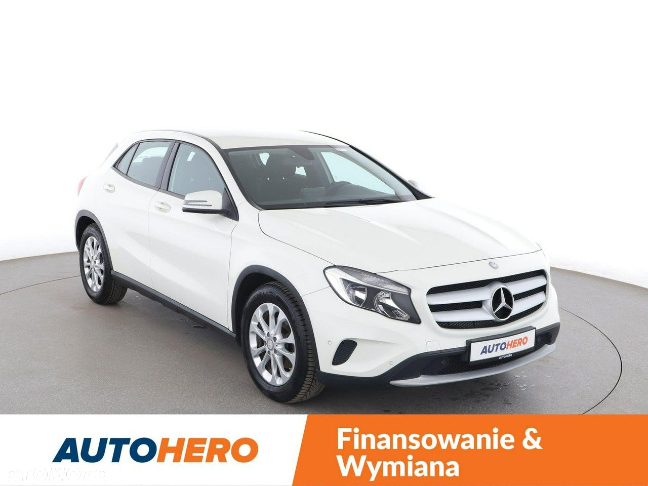 Mercedes-Benz GLA 180 d 7G-DCT - 11