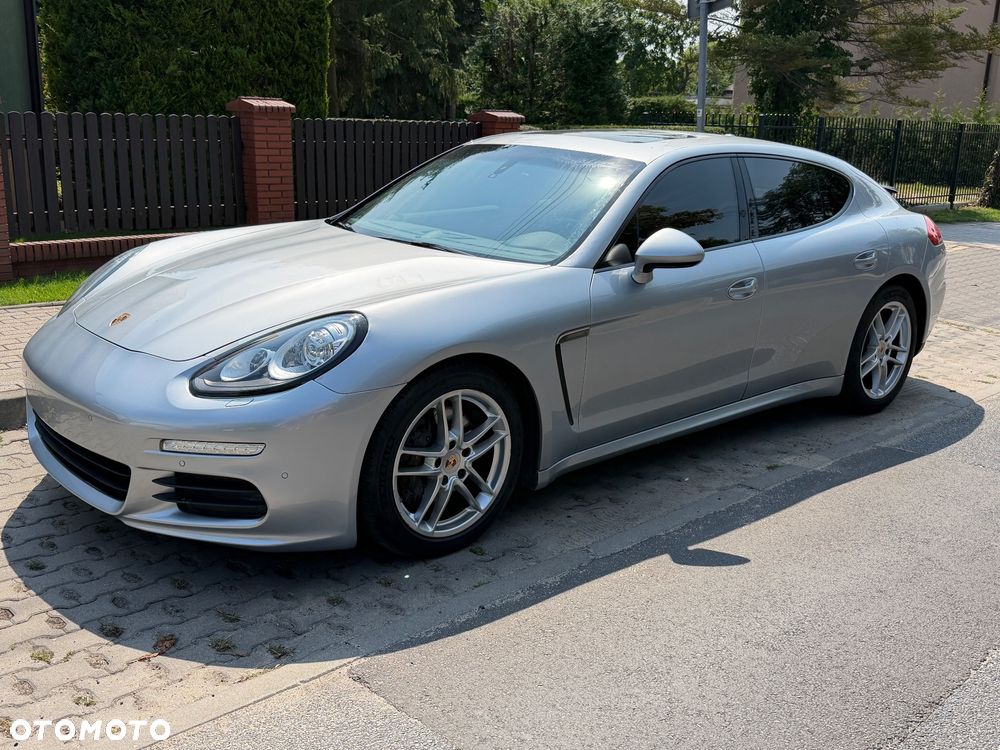 Porsche Panamera PDK - 9