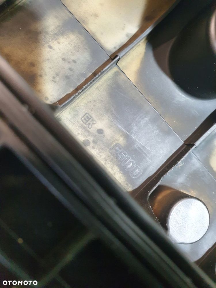 pokrywa zaworów e510d-6k271 volvo s40 v40 v50 1.6b - 7