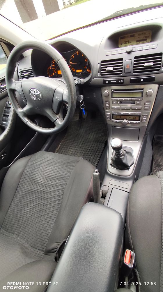 Toyota Avensis 2.2 D-CAT Team - 7